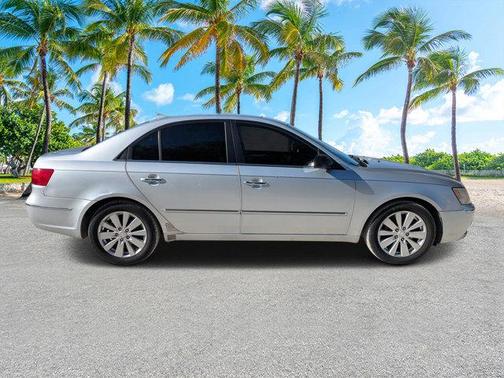 2009 Hyundai SONATA Limited