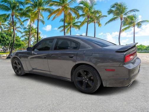 2014 Dodge Charger SXT