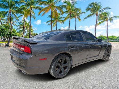 2014 Dodge Charger SXT