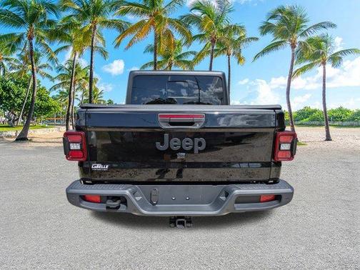 2024 Jeep Gladiator Sport