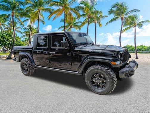 2024 Jeep Gladiator Sport