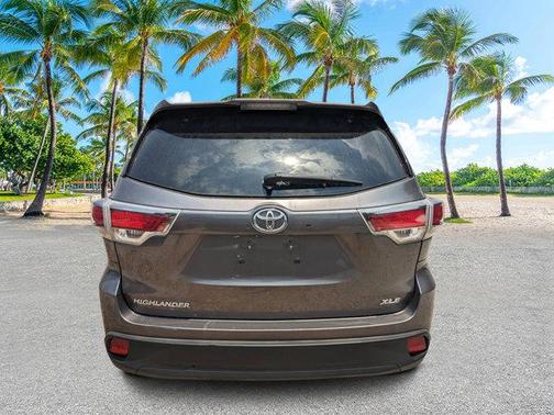 2014 Toyota Highlander XLE