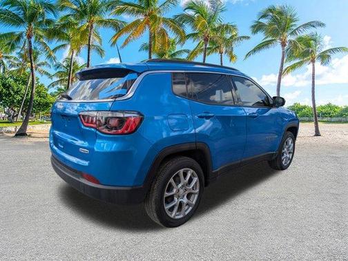 2024 Jeep Compass Latitude Lux