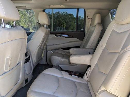 2015 Cadillac Escalade ESV Luxury