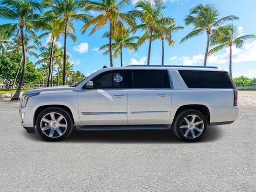 2015 Cadillac Escalade ESV Luxury