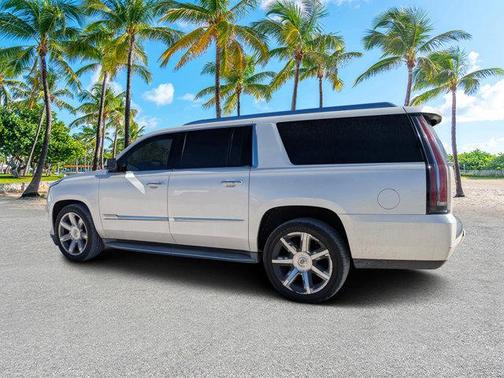 2015 Cadillac Escalade ESV Luxury
