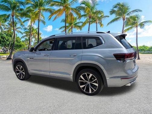 Silver Mist Metallic 2025 Volkswagen Atlas 2.0T SEL Premium R-Line