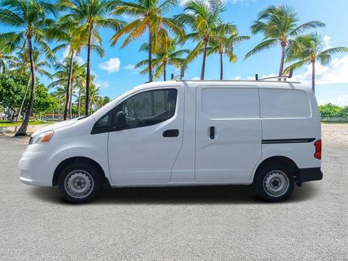 2021 Nissan NV200 S