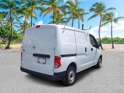 2021 Nissan NV200 S