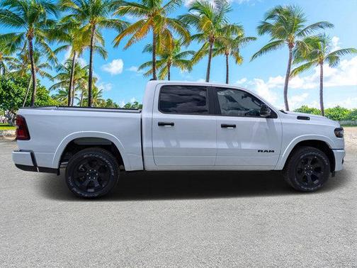 Bright White Clearcoat 2026 RAM 1500 Big Horn