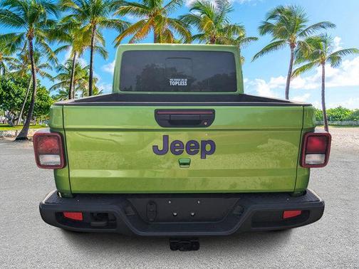 2025 Jeep Gladiator Sport