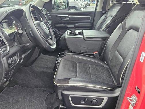 Flame Red Clearcoat 2022 RAM 1500 Laramie