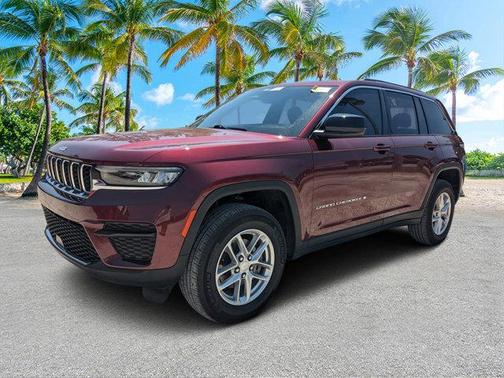 2023 Jeep Grand Cherokee Laredo