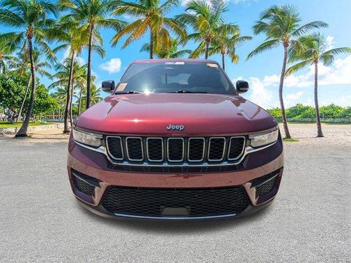 2023 Jeep Grand Cherokee Laredo