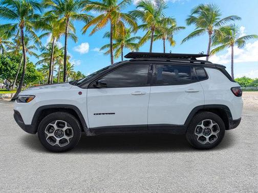 Bright White Clearcoat 2022 Jeep Compass Trailhawk