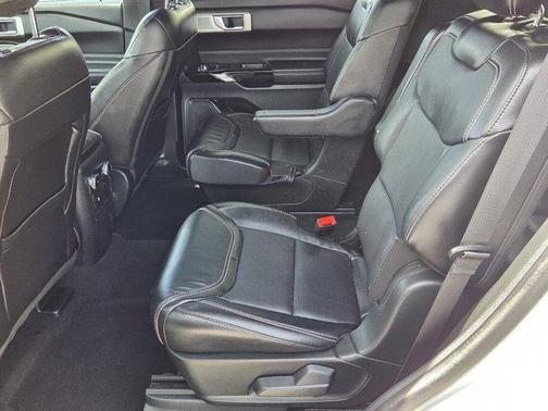 Star White 2023 Ford Explorer ST
