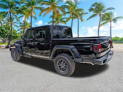 Black Clearcoat 2026 Jeep Gladiator Sport