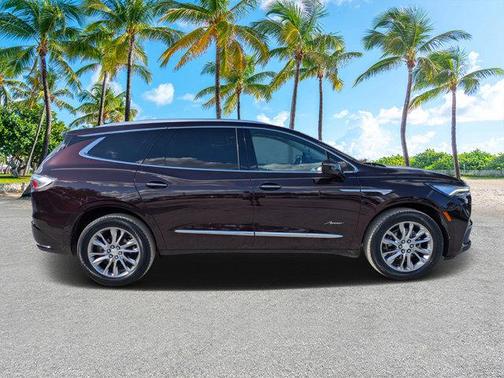 2022 Buick Enclave Avenir