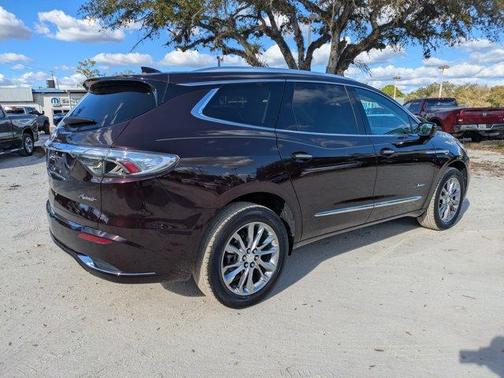 2022 Buick Enclave Avenir
