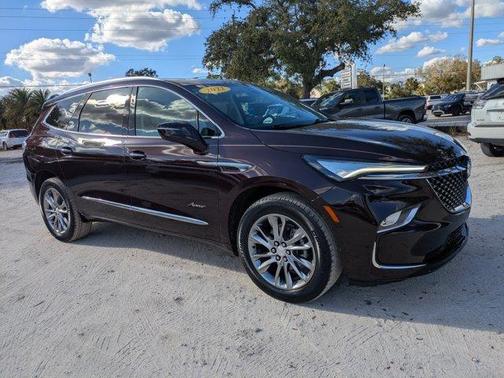 2022 Buick Enclave Avenir