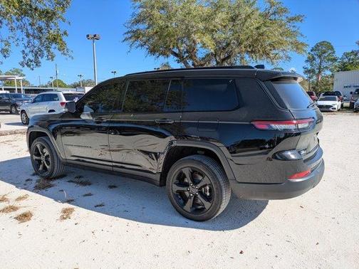 2024 Jeep Grand Cherokee L Laredo