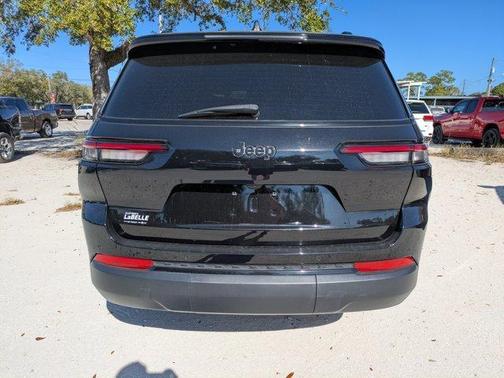 2024 Jeep Grand Cherokee L Laredo