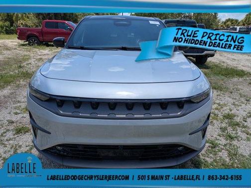 Silver Zynith Clearcoat 2024 Jeep Wagoneer S Launch Edition