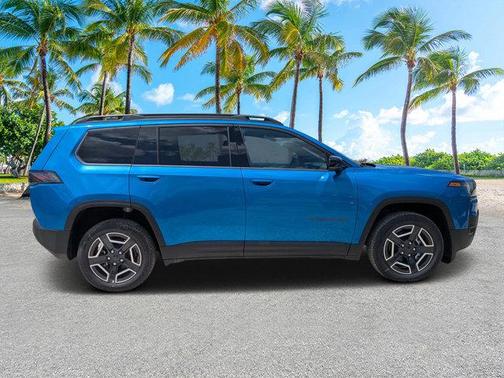 Hydro Blue Pearlcoat 2026 Jeep Cherokee LAREDO/LIMITED
