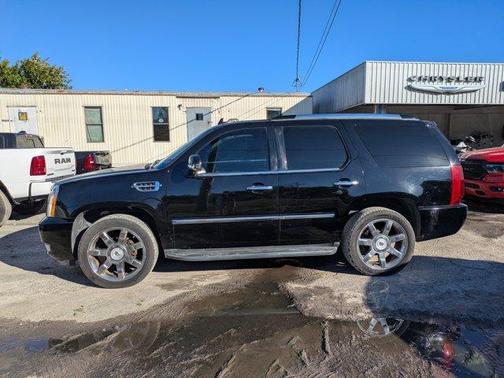 2008 Cadillac Escalade Base