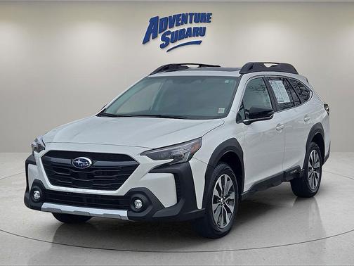 Crystal White Pearl 2025 Subaru Outback Limited