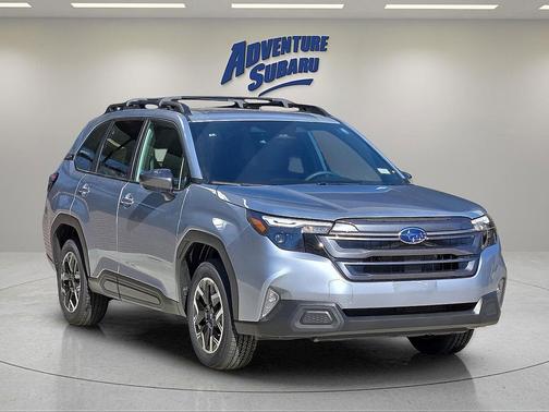 Ice Silver Metallic 2025 Subaru Forester Premium