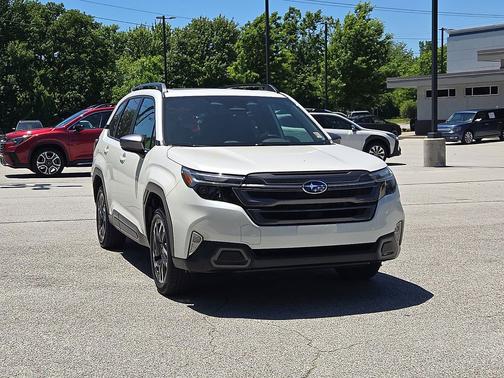 Crystal White Pearl 2026 Subaru Forester Limited
