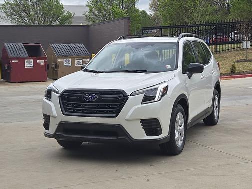 Crystal White Pearl 2023 Subaru Forester Base