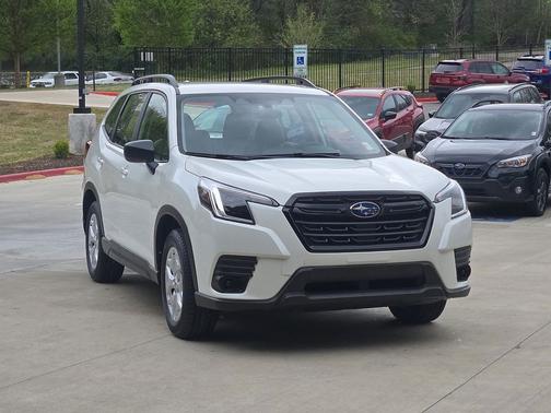 Crystal White Pearl 2023 Subaru Forester Base