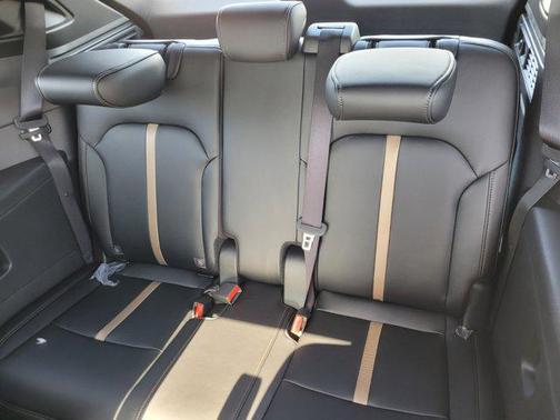 2025 Mazda CX-90 PHEV Base