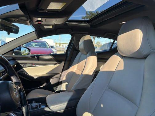 2023 Mazda Mazda3 FWD w/Preferred Package