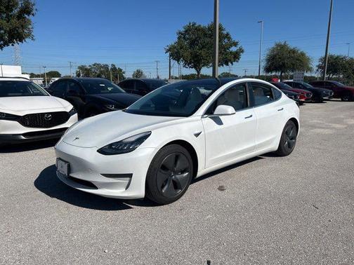 2020 Tesla Model 3 Standard Range Plus