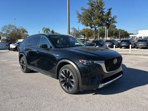 2024 Mazda CX-90 PHEV Premium Plus