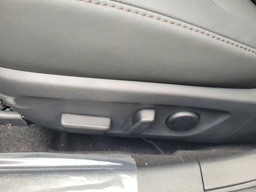 2025 Mazda Mazda3 FWD w/Preferred Package