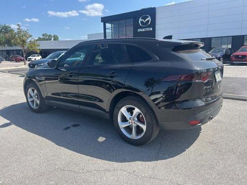 2017 Jaguar F-PACE 35t Premium