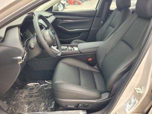 2025 Mazda Mazda3 FWD w/Preferred Package
