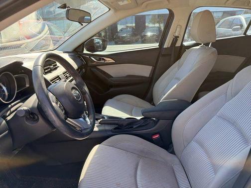 2014 Mazda Mazda3 i Touring