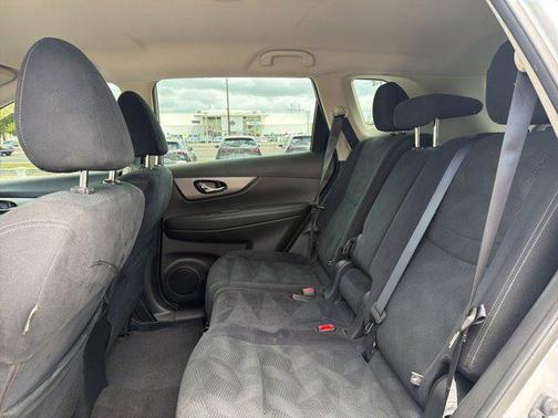 Brilliant Silver 2016 Nissan Rogue S