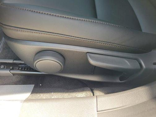 2025 Mazda Mazda3 FWD w/Select Package