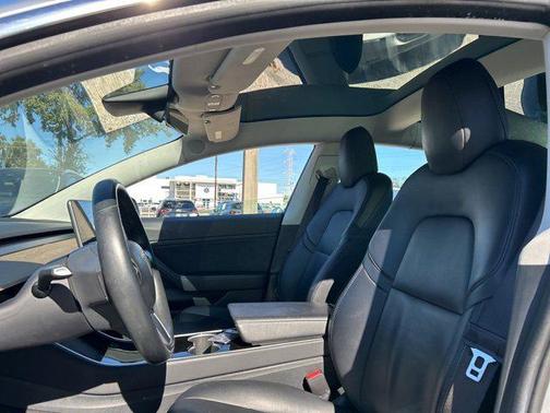 2018 Tesla Model 3 Mid Range