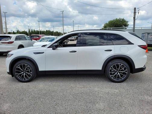 2025 Mazda CX-70 PHEV Premium Plus Package