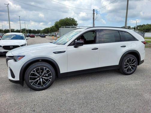 2025 Mazda CX-70 PHEV Premium Plus Package