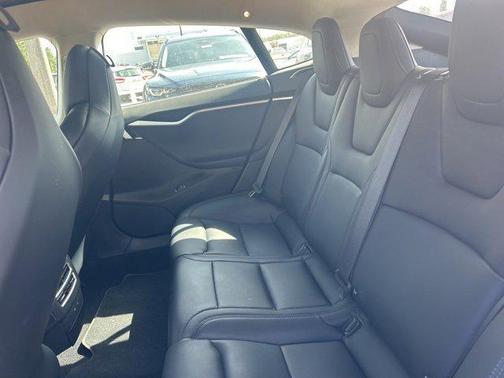 2017 Tesla Model S 75D
