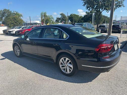 2018 Volkswagen Passat 2.0T SE