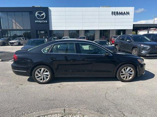 2018 Volkswagen Passat 2.0T SE
